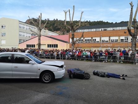 Momento del simulacro en el IES Augusto González Linares.