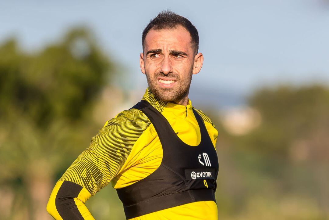 Paco Alcácer durante un entrenamiento del Borussia Dortmund