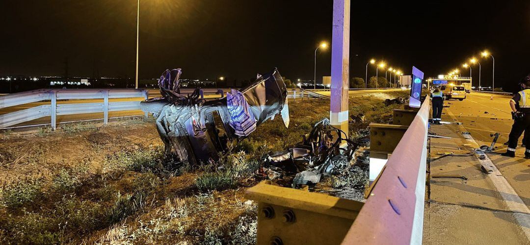 Imagen del vehículo accidentado en el kilómetro 46 de la M-50.