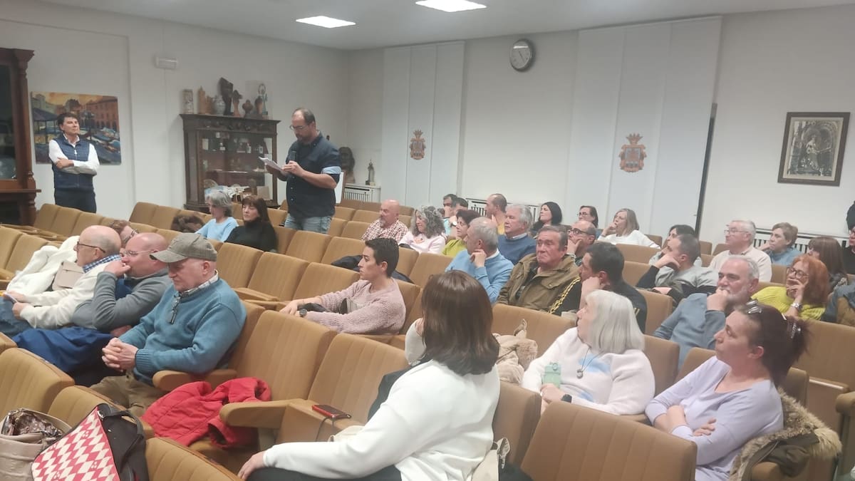 Vecinos de Santa Catalina mantienen el pulso con la concejalía de urbanismo por las obras de rehabilitación urbana