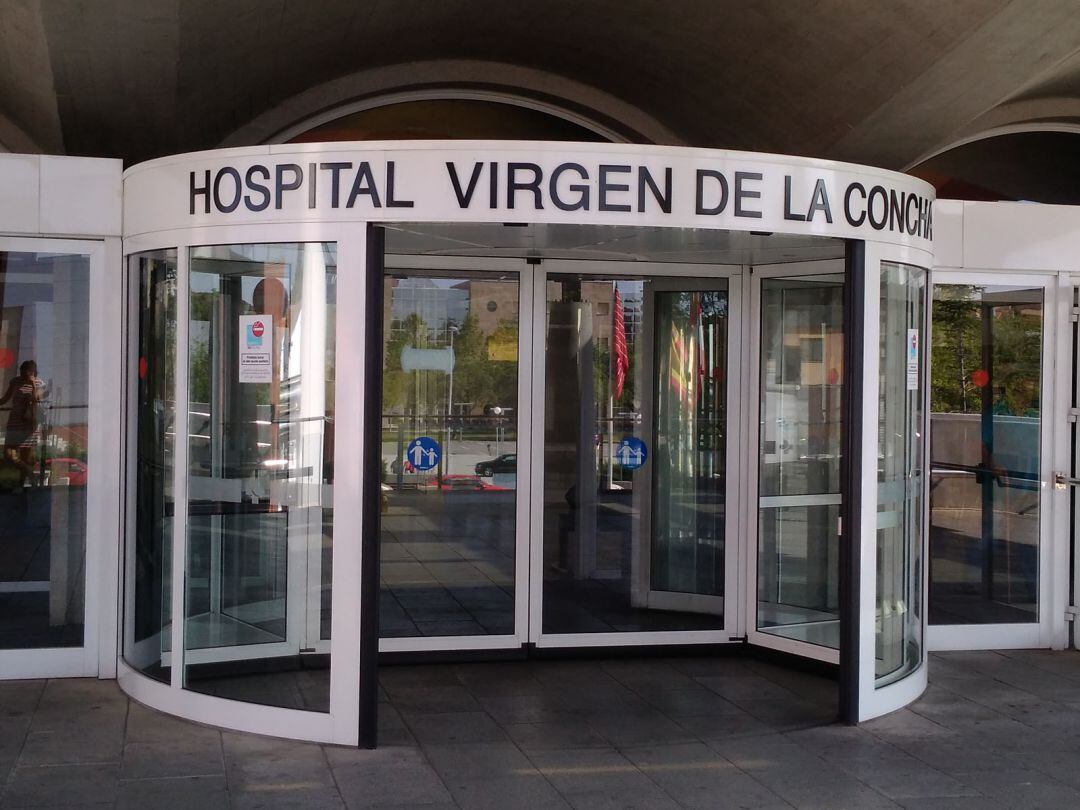 Entrada al Hospital Virgen de la Concha