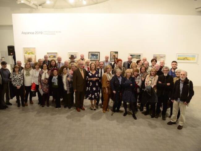 Participantes en la muestra artística y solidaria de Aspanoa