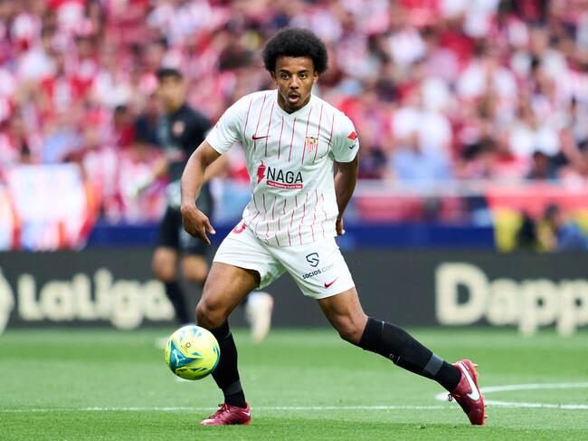 Koundé, durante un encuentro del Sevilla ante el Atleti.