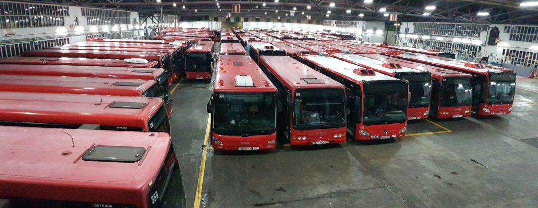 Autobuses en cocheras, A Coruña
