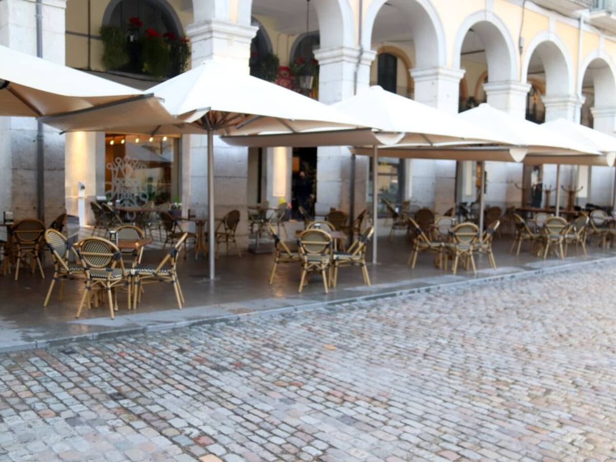 La restauración en Cataluña podrá abrir hasta las 5 de la tarde a partir del lunes