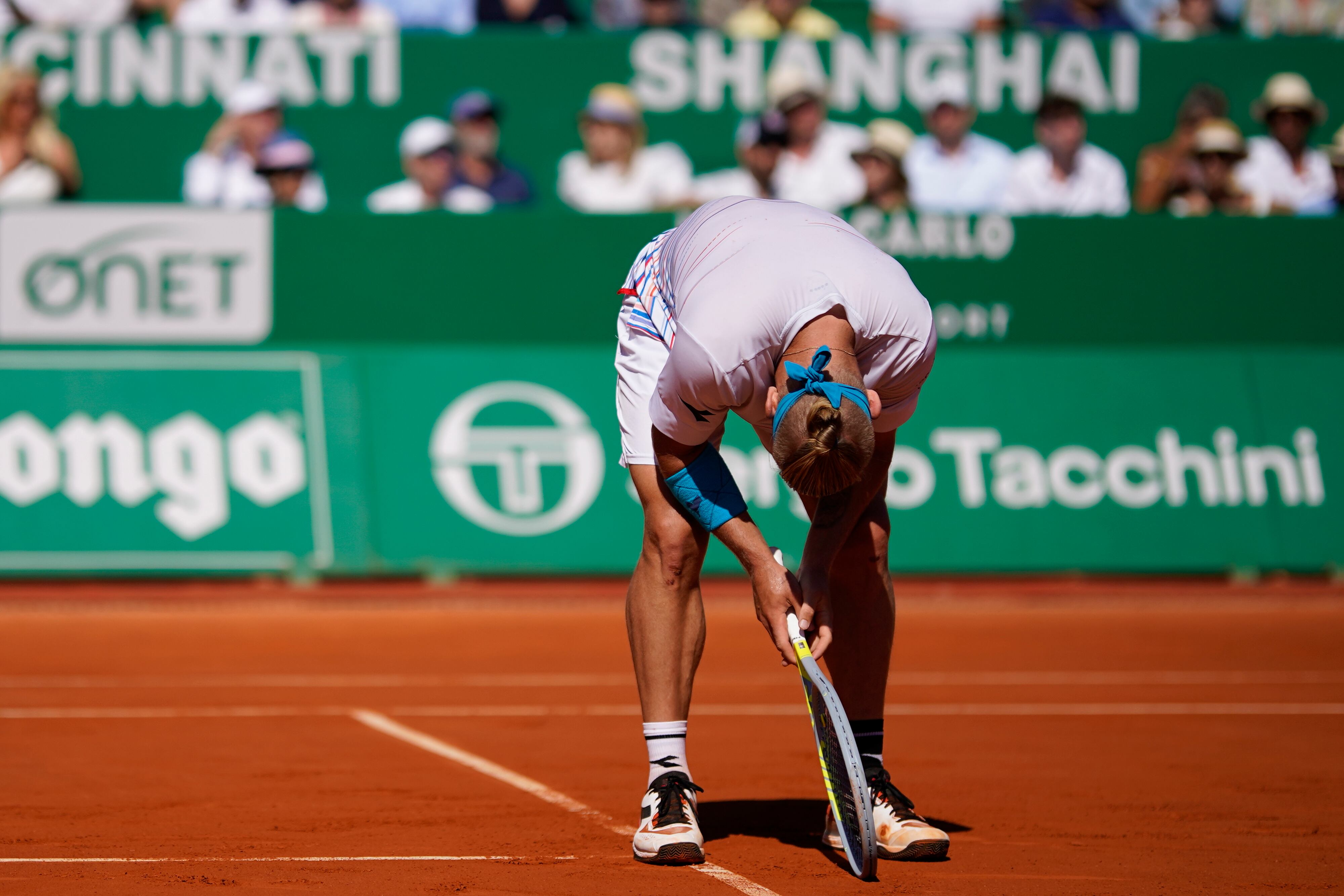 Alejandro Davidovich lamentándose por un punto fallado en la final de Montecarlo