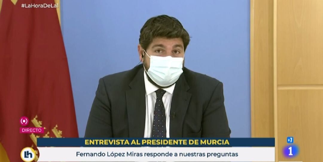 Fernando López Miras durante la entrevista en el programa &#039;La Hora de La 1&#039; de TVE