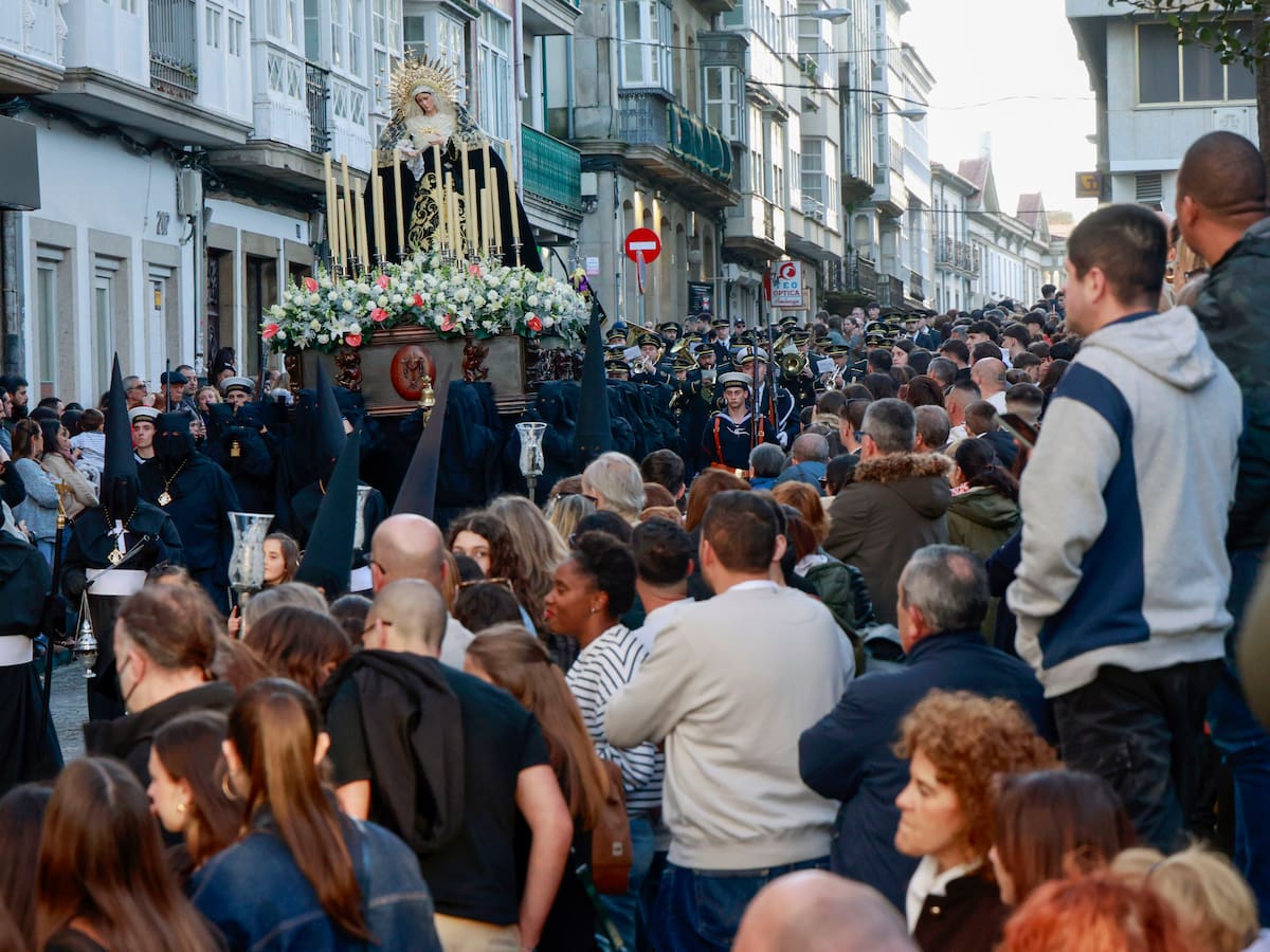 Ferrol, lleno sin precedentes: más brillo para los días grandes de Semana Santa por el buen tiempo