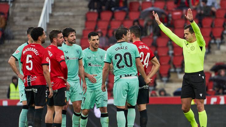 Jagoba Arrasate reconoce que el arbitraje benefició al Mallorca