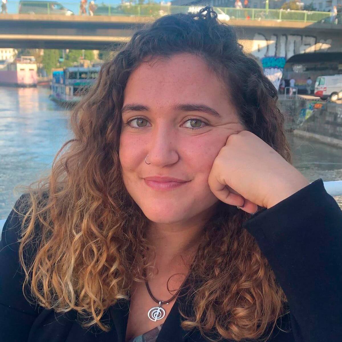 La jove poeta mallorquina Cecília Navarro guanya el 43è Premi de Poesia Manuel Rodríguez Martínez Ciutat d'Alcoi