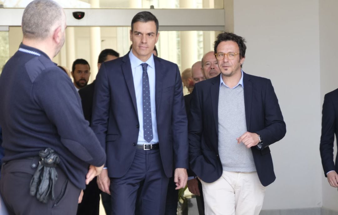 Pedro Sánchez y José María González, en una imagen de archivo cuando el presidente del Gobierno visitó Cádiz en 2019