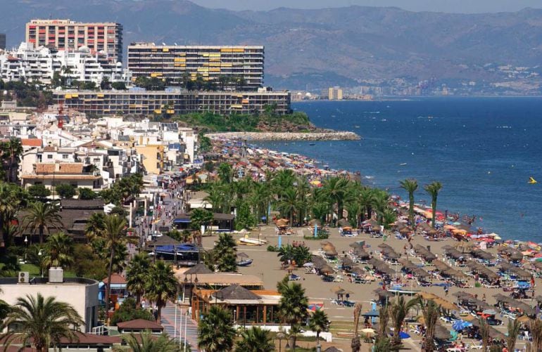 La playa de La Carihuela estos días, en Torremolinos (Málaga)