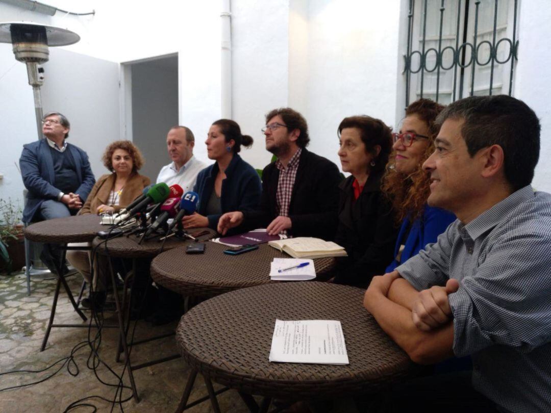 Imagen de archivo de la comparecencia de los partidos de izquierda anunciando su intención de repetir del pacte antes de las elecciones.