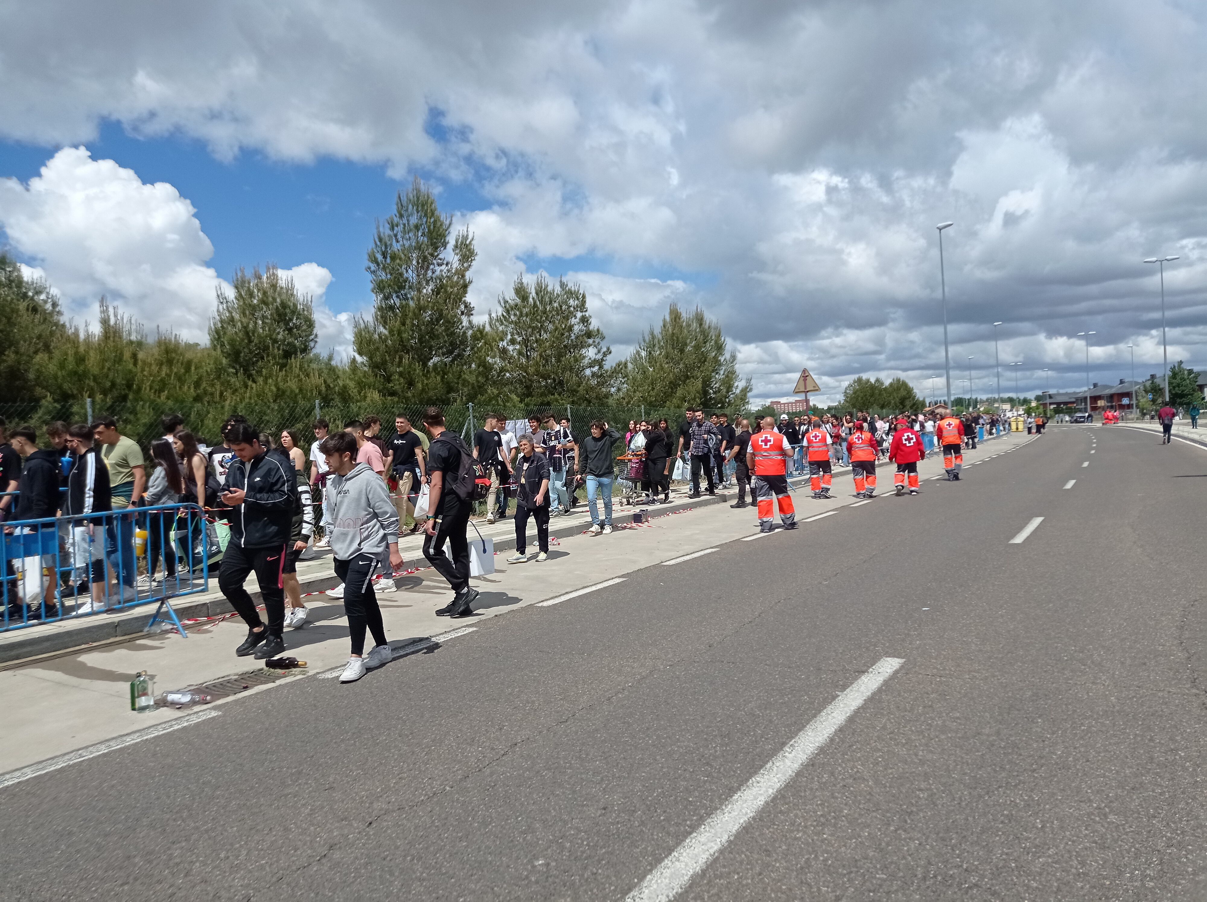 Imagen de archivo de la cola para acceder a la fiesta de la ITA en Palencia