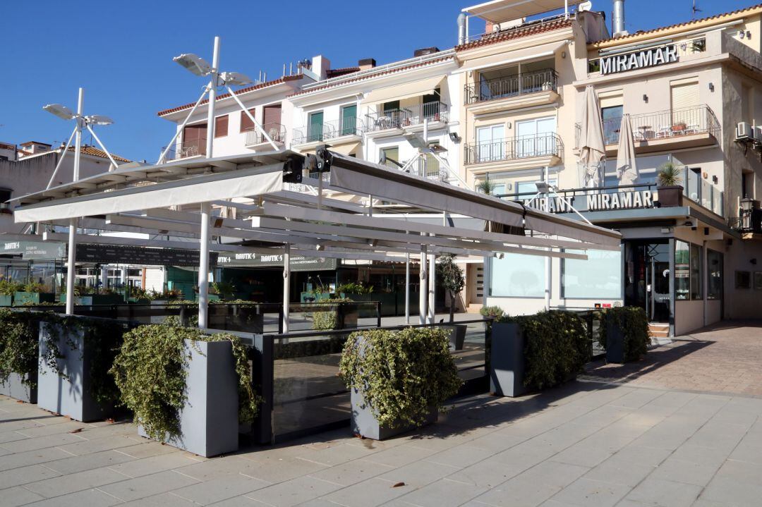 Terrassa d&#039;un dels restaurants del passeig de Cambrils