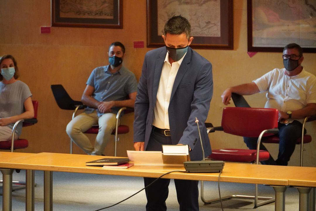 Josep Juaneda promet el seu càrrec com a conseller de l&#039;executiu insular