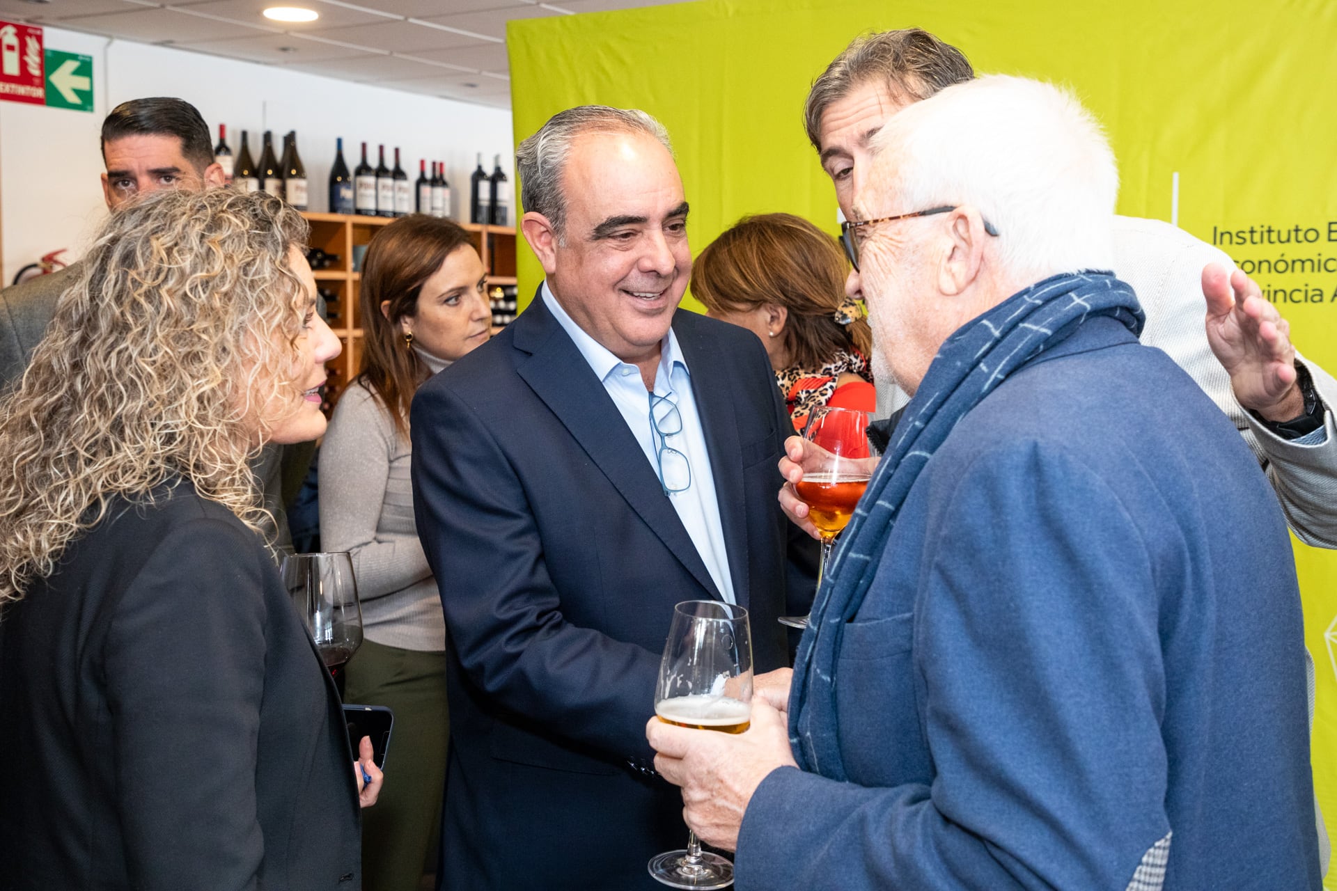 El presidente de INECA, Nacho Amirola, durante el brindis navideño