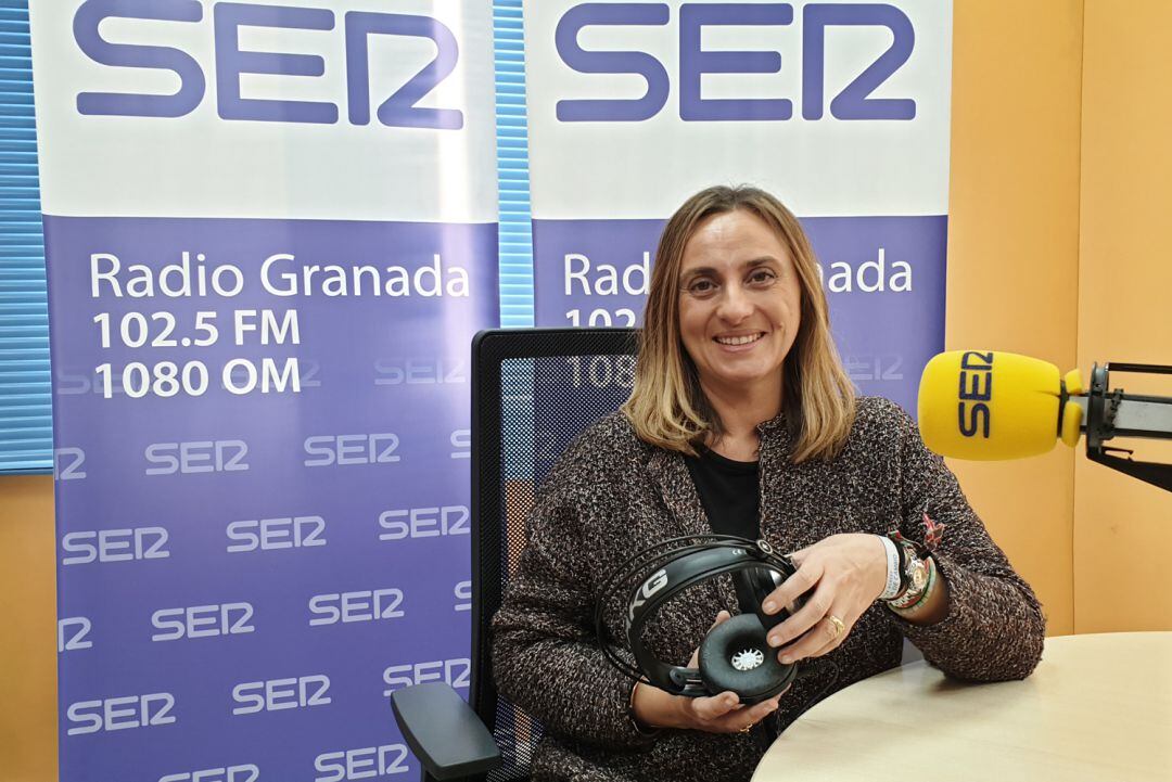 La candidata del PP Marifrán Carazo en Radio Granada