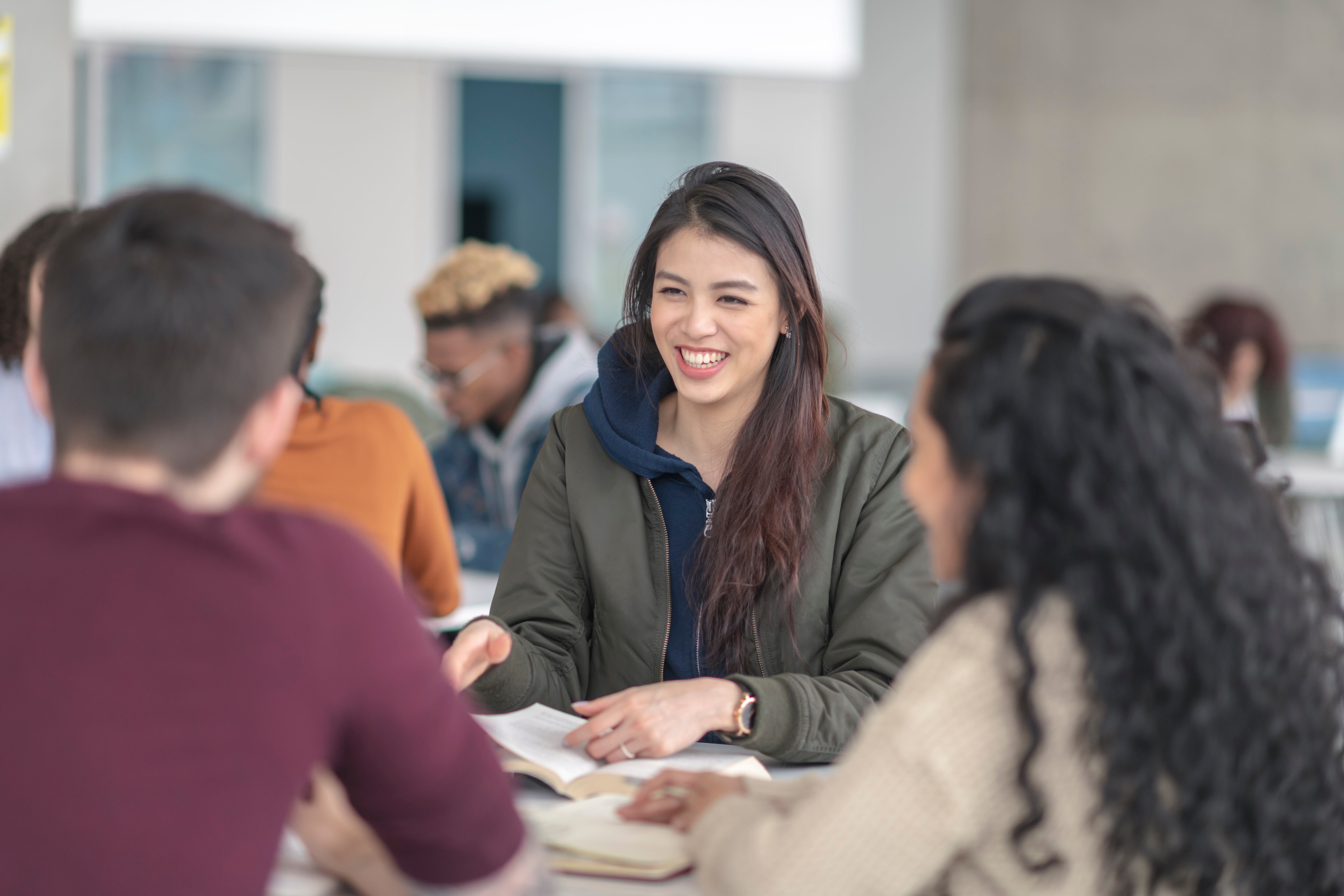 Xàtiva debatirá sobre la educación de adultos