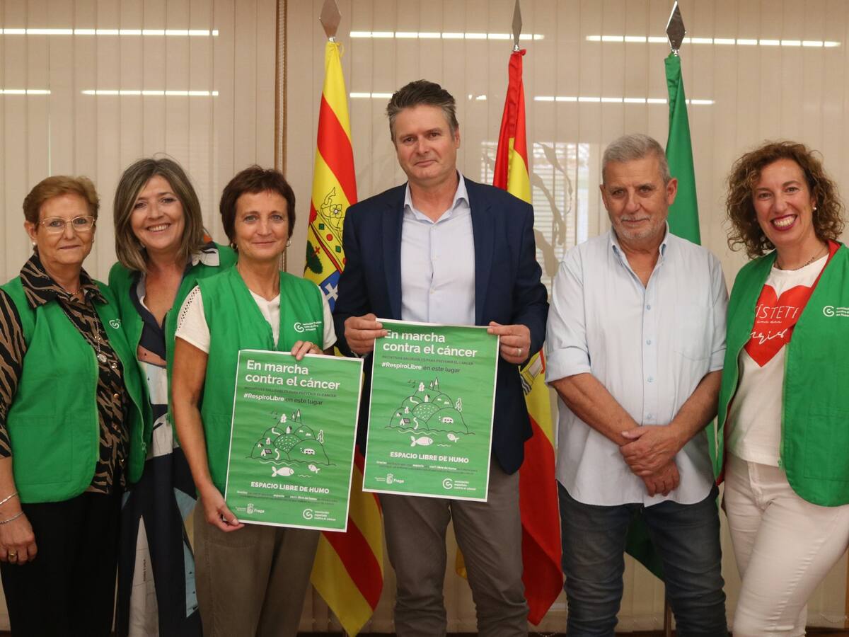 El Ayuntamiento de Fraga y la Asociación Española Contra el Cáncer suscriben un convenio para desnormalizar el consumo de tabaco
