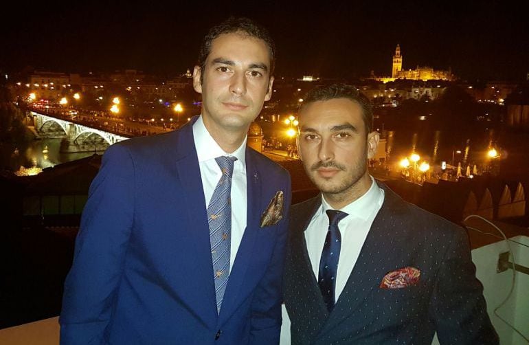 A la izquierda Antonio Gallardo, pregonero de la Semana Santa de Jerez 2018