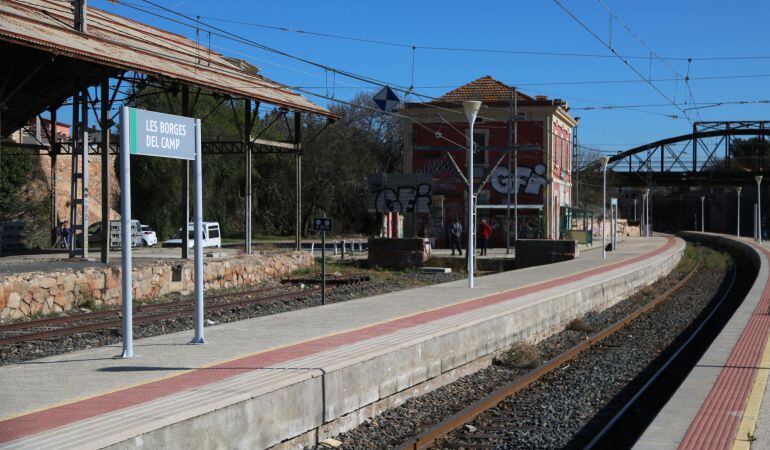 La estación ferroviaria de Les Borges del Camp.