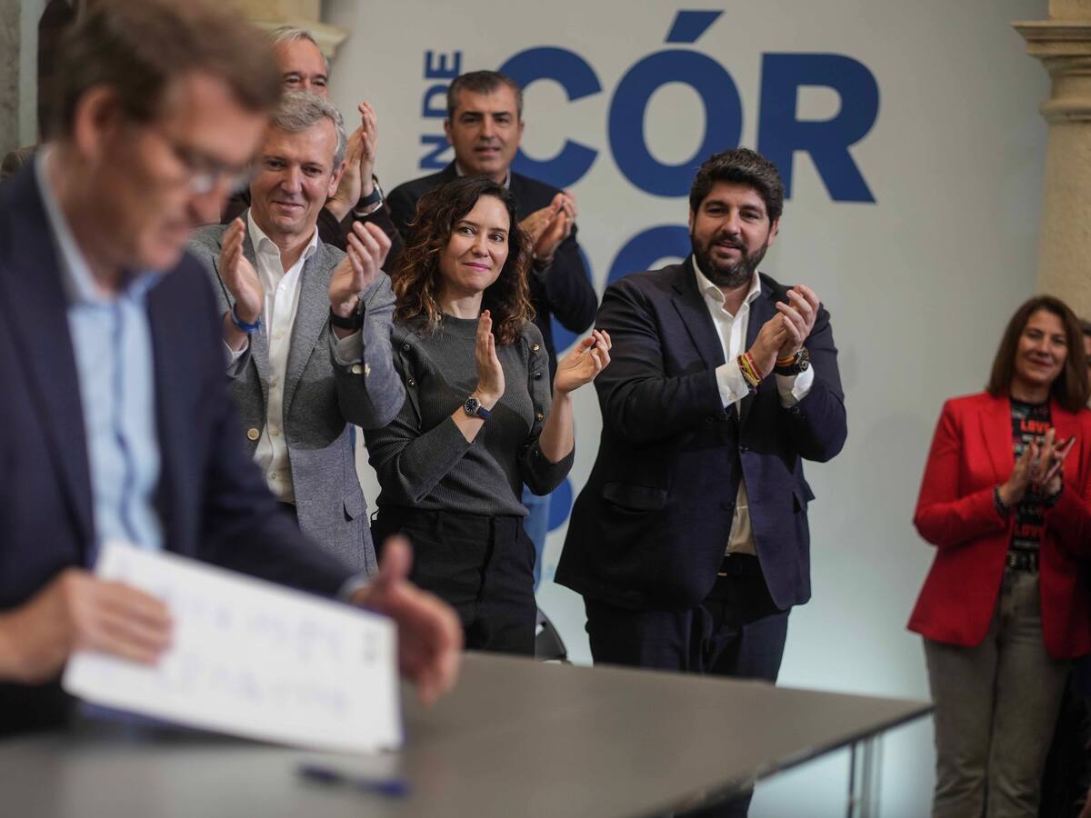 Feijóo en Córdoba: "Sánchez caerá por la mentira y por la corrupción"