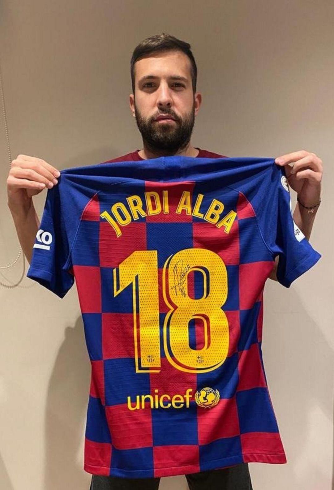La camiseta de juego de Jordi Alba.