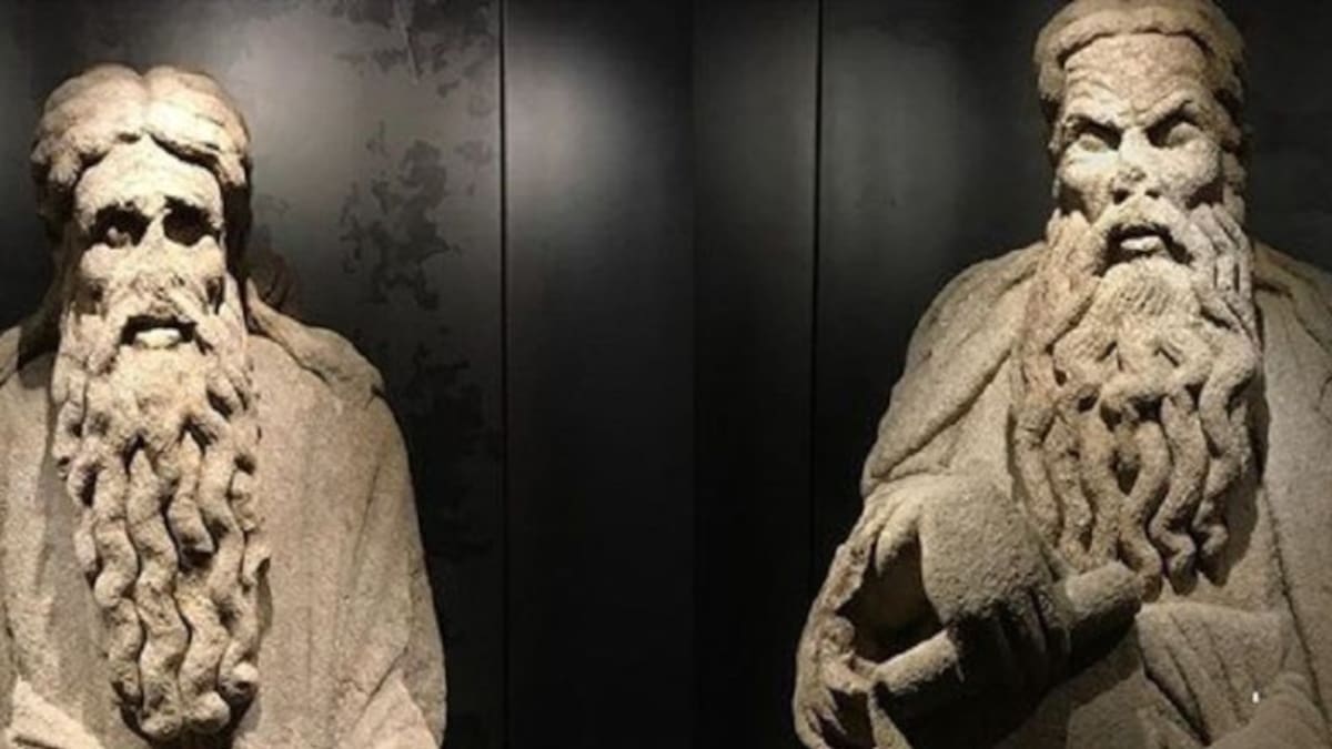 Santiago recuperará las estatuas del Mestre Mateo el 11 de diciembre