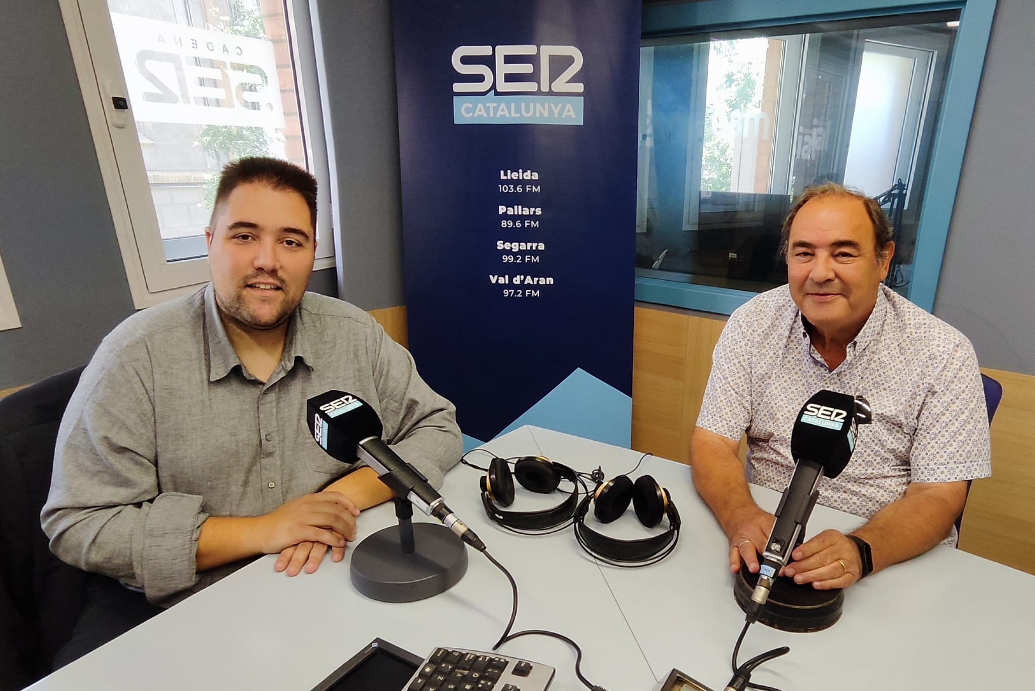 A l'esquerra, Gerard Companys, alcalde d'Alcarràs i al seu costat Jaume Montfort, alcalde de Bellcaire d'Urgell.