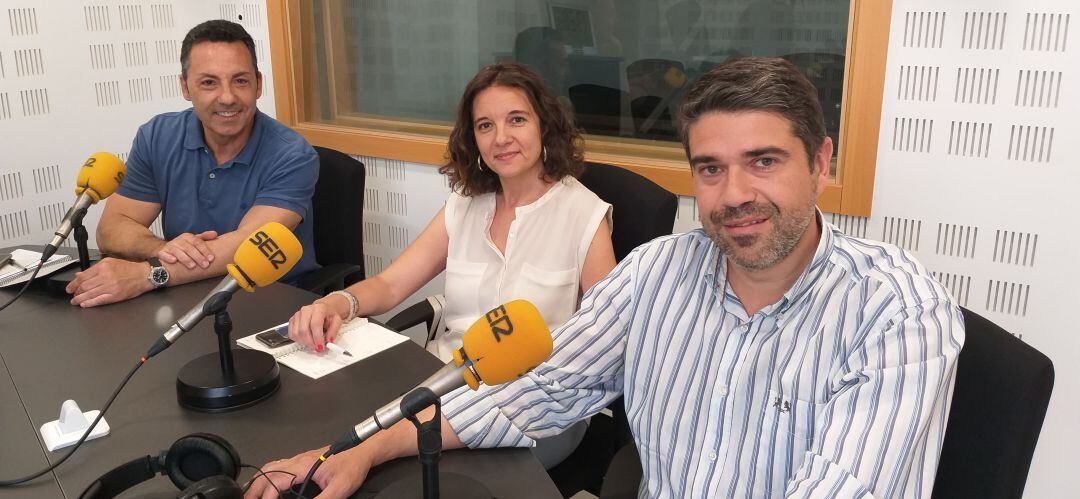 David Conde, portavoz del PP en Valdemoro, Raquel López, portavoz del grupo municipal del PSOE en Fuenlabrada y José Manuel Egea, portavoz de Ciudadanos Leganés hablan de investiduras y pactos. 