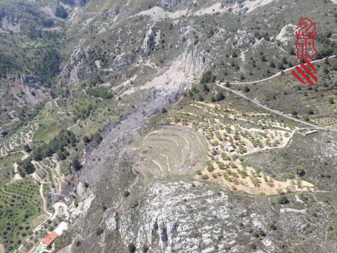 Imagen de la zona afectada del incendio forestal de Confrides