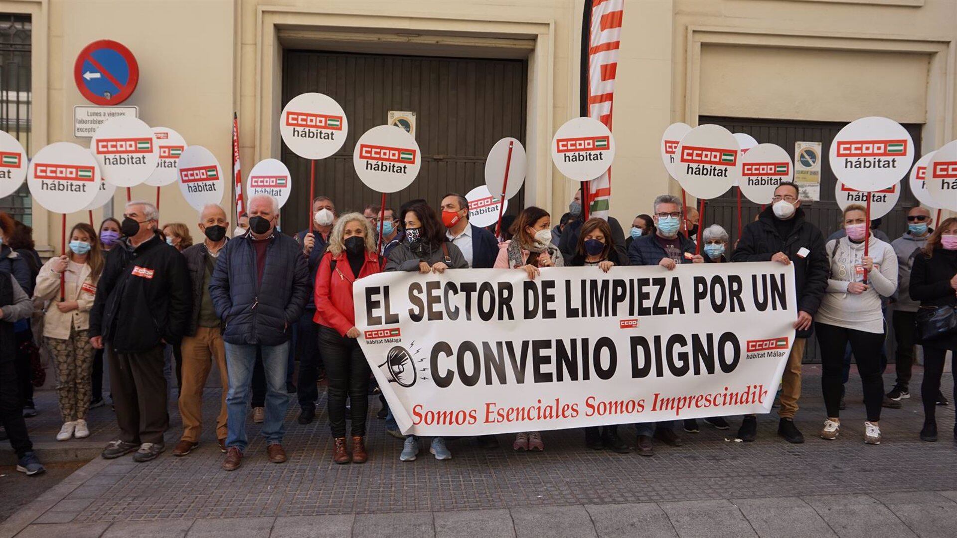 CCOO se concentra en defensa de mujeres que trabajan en la limpieza de edificios y locales