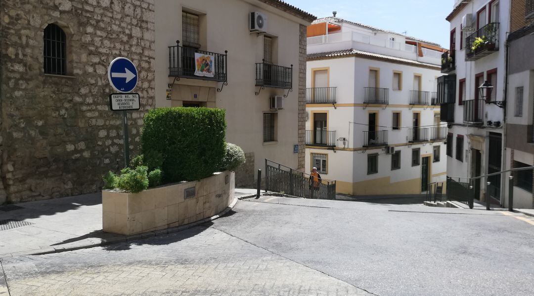 Calle Vicente Montuno, ahora en sentido descendente.