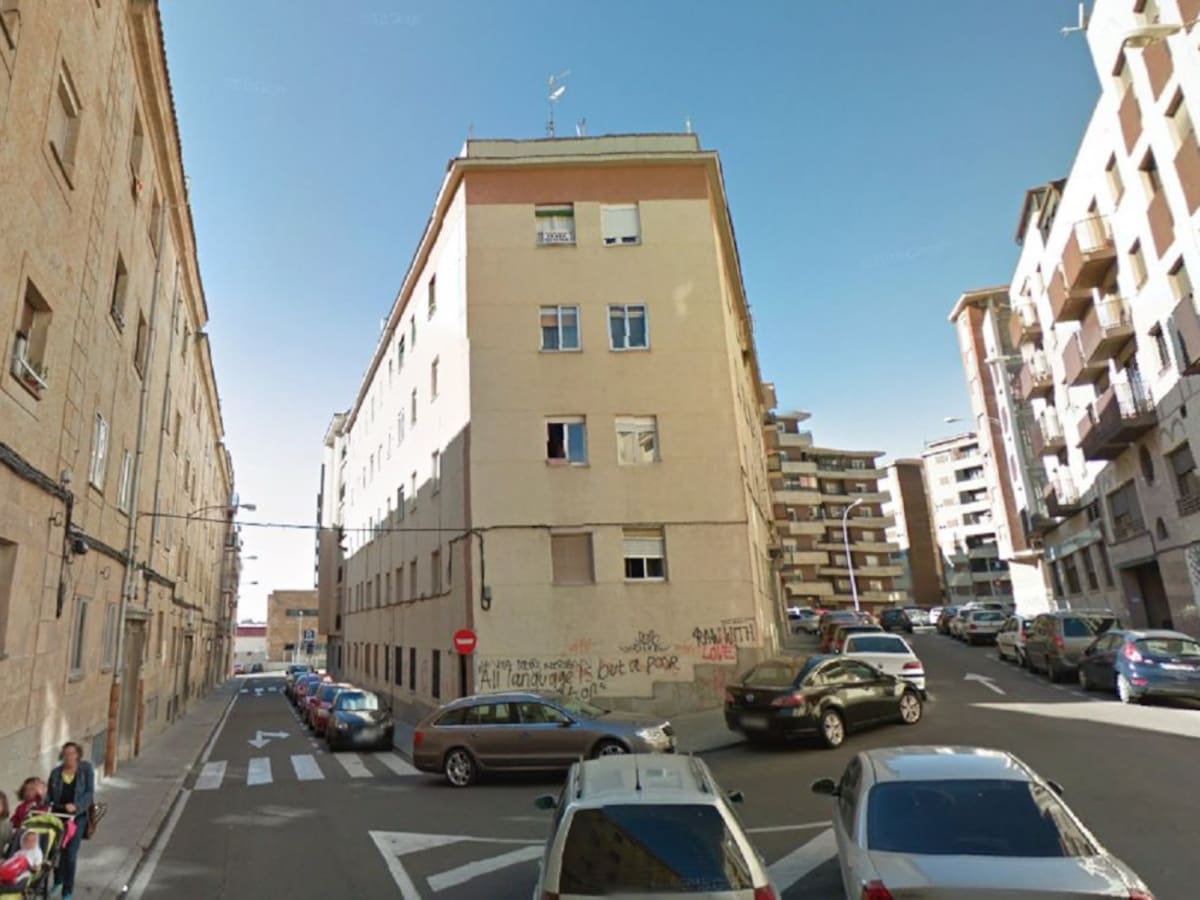 La Policía rescata de un incendio a una mujer en Salamanca