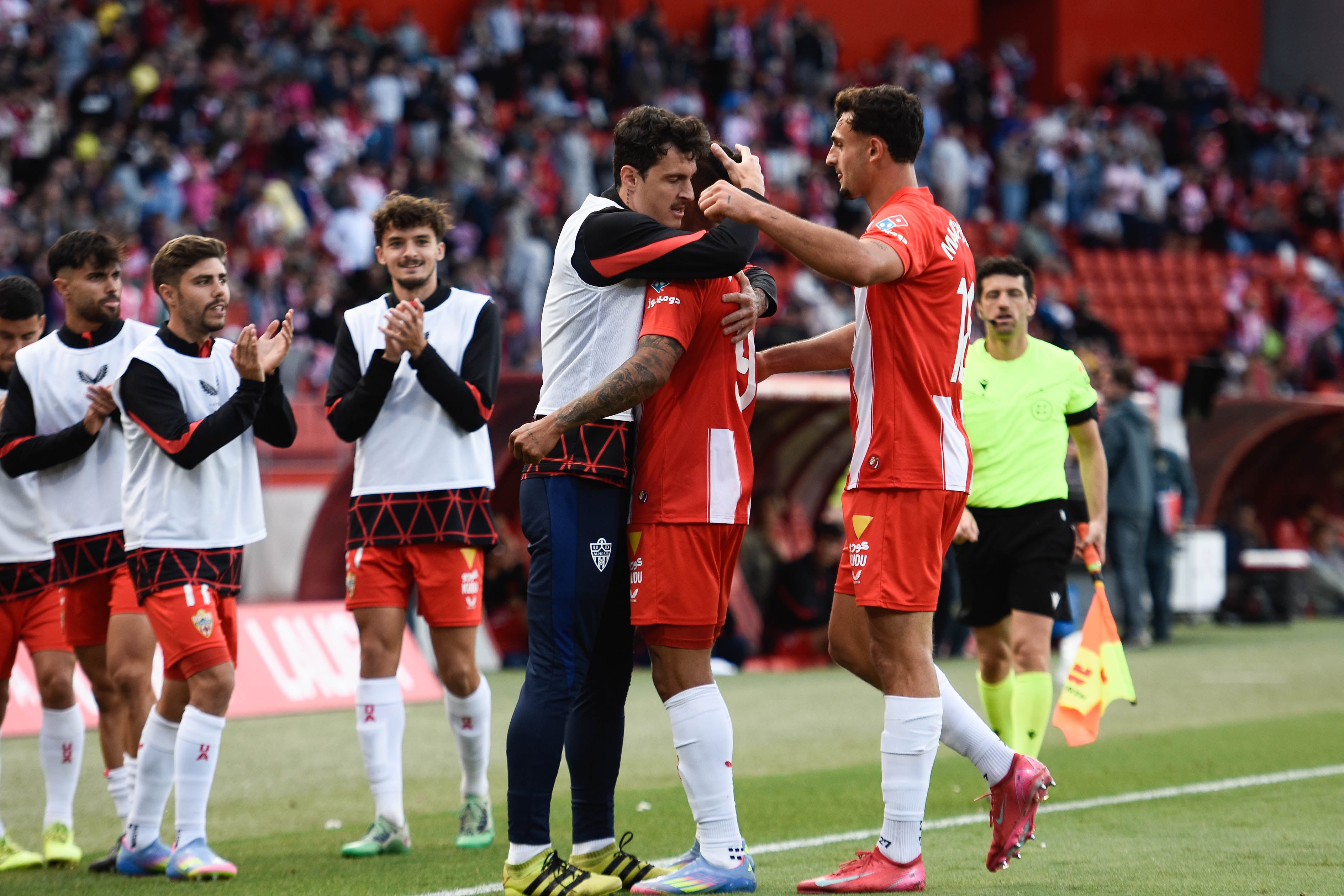 Quedan cuatro jornadas para el final de la Liga en Segunda División antes del Play Off y el Almería ha llenado el depósito.