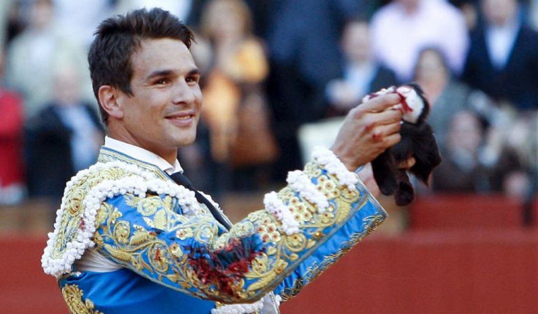 El torero José María Manzanares recibe el Trofeo Manolete 2019.