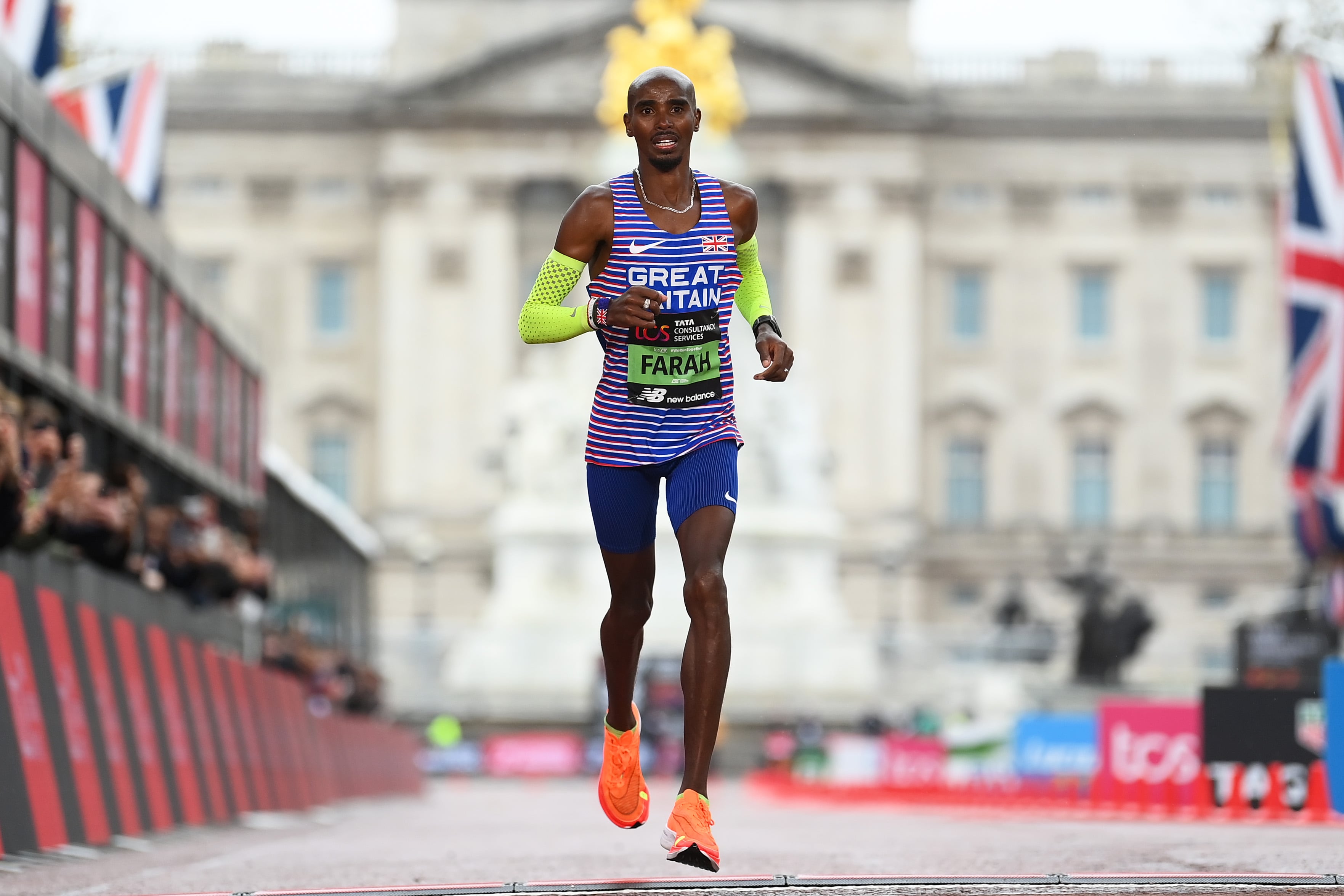 Llegada a meta de Mo Farah en Londres