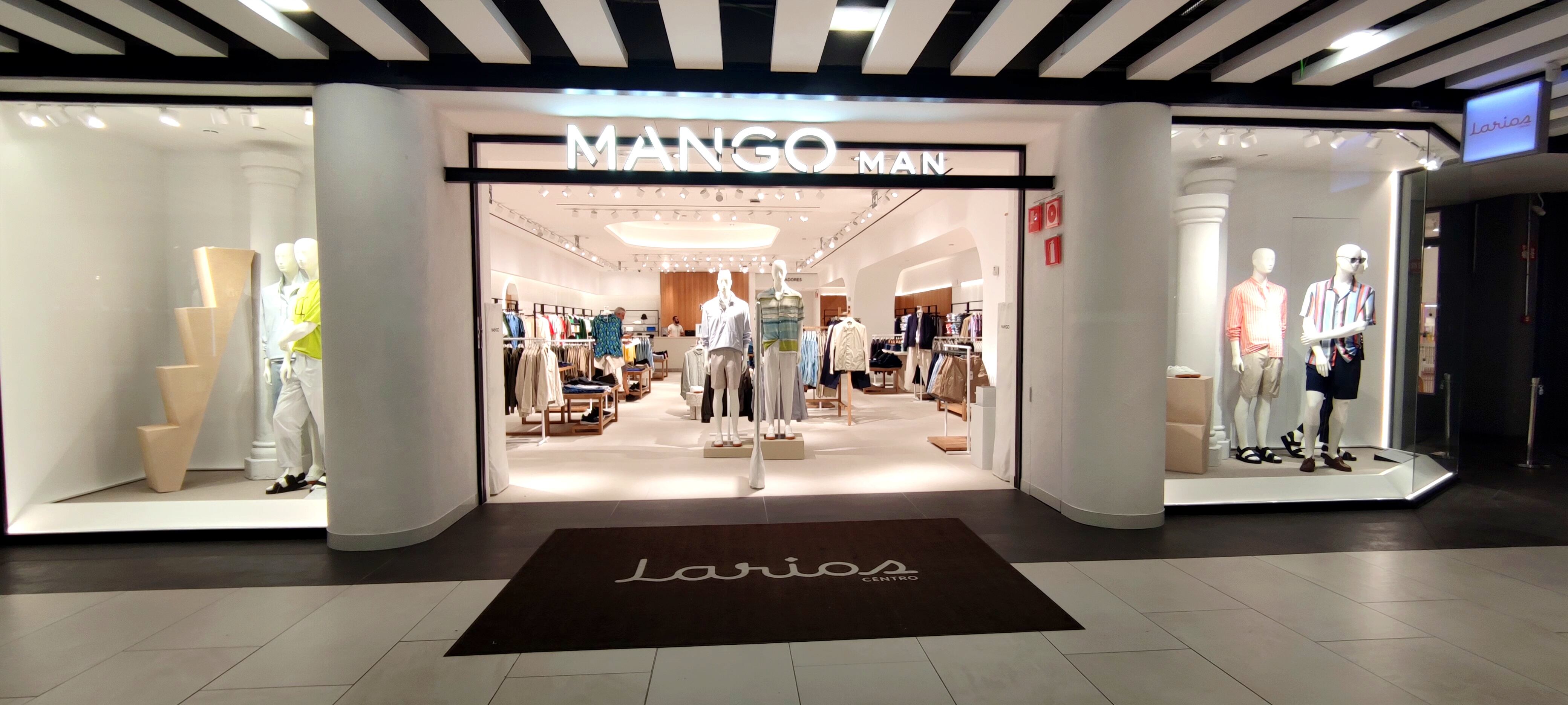 La imagen de Mango en el Centro Comercial Larios de Málaga