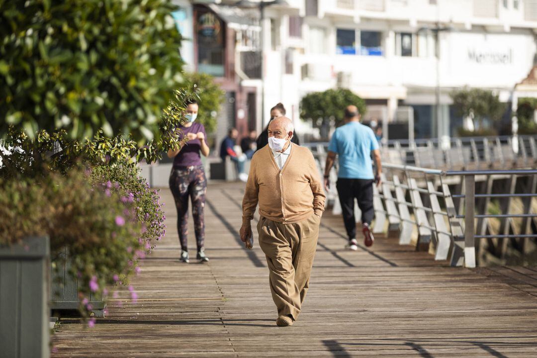 Paseo de Sanxenxo, Pontevedra, Galicia (España).