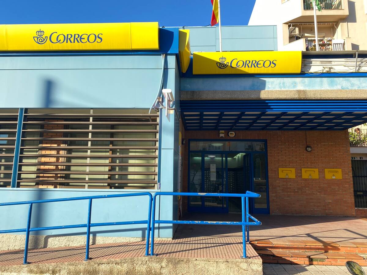 Correos registra la solicitud de licencia de obra para la oficina de la calle Tarifa
