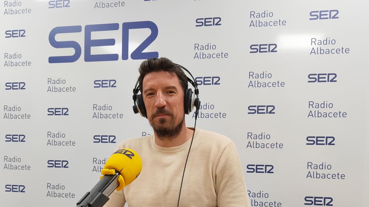 Toché renueva como director deportivo del Alba hasta 2027