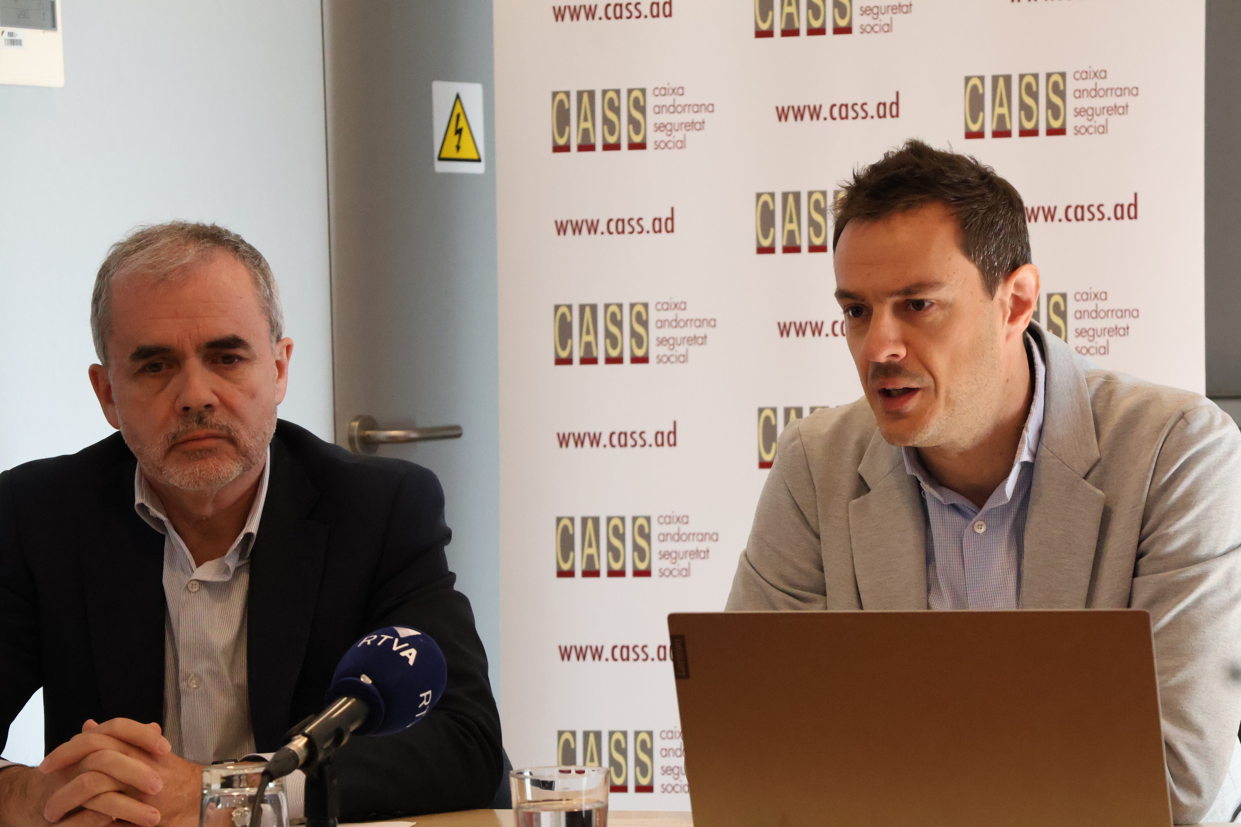 El president del consell d'administració de la CASS, Marc Galabert, i el director general de la parapública, Josep Escoriza