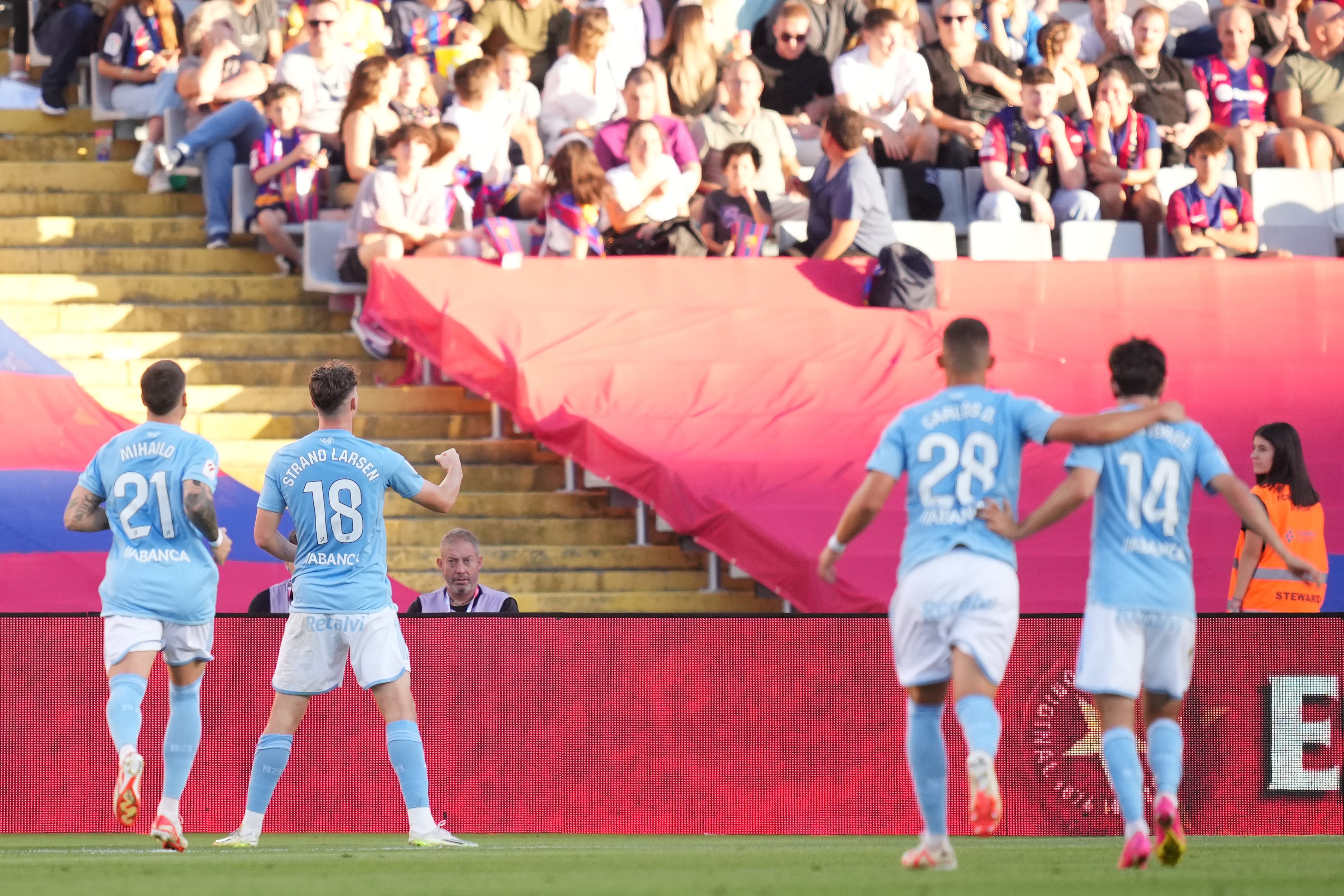 BARCELONA, SPAIN - SEPTEMBER 23: Joergen Strand Larsen of Celta Vigo celebrates after scoring the team&#039;s first goal during the LaLiga EA Sports match between FC Barcelona and Celta Vigo at Estadi Olimpic Lluis Companys on September 23, 2023 in Barcelona, Spain. (Photo by Alex Caparros/Getty Images)