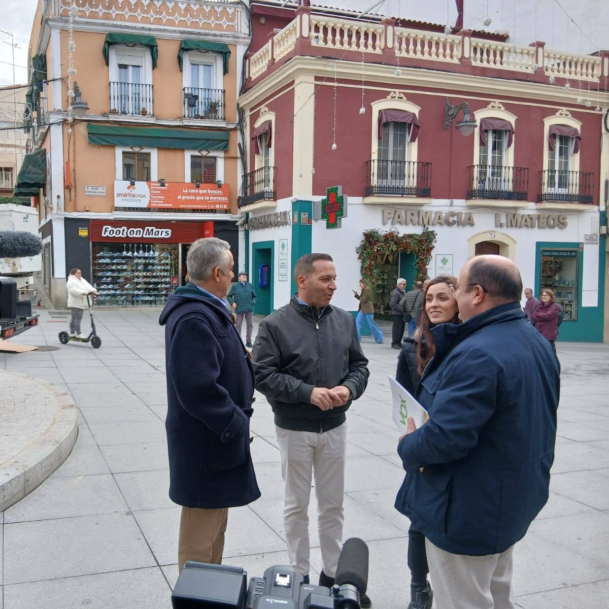Óscar Fernández apunta al reparto, según Vox, que ya se está llevando a cabo de consejerías en Cáceres