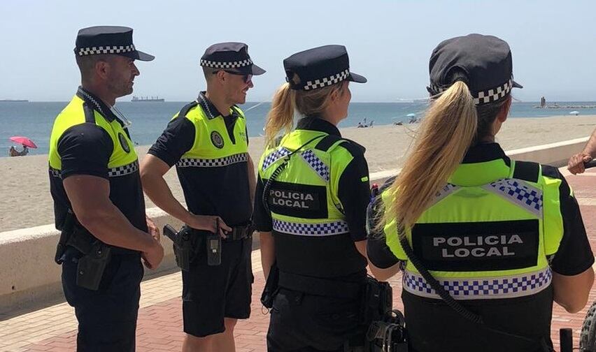 Agentes de Policía en La Línea