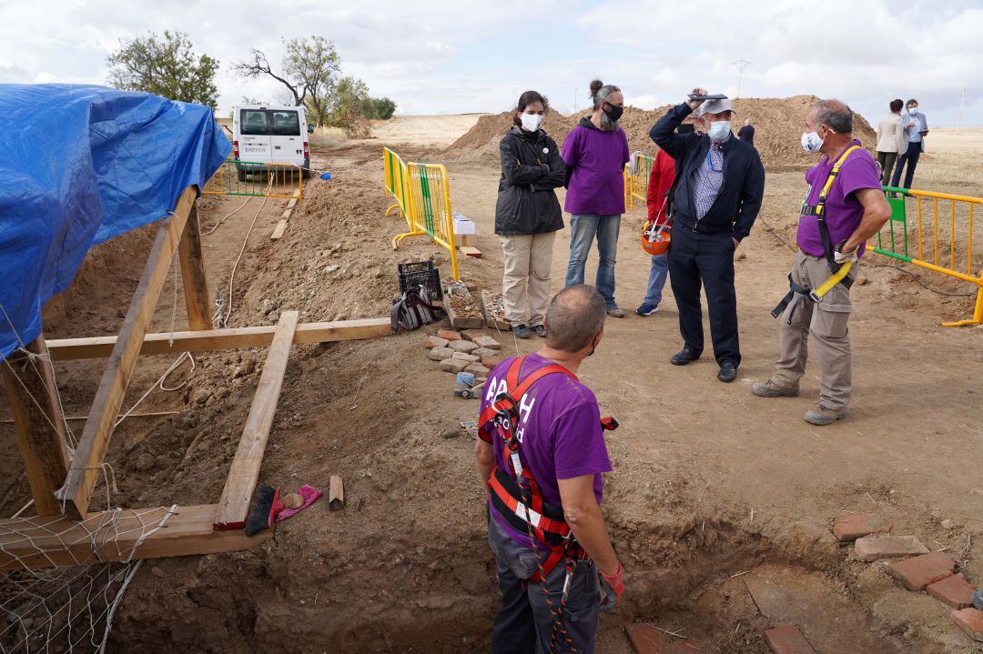 Intervención de la ARMH en la Gravera de Bsrbado, en Medina del Campo