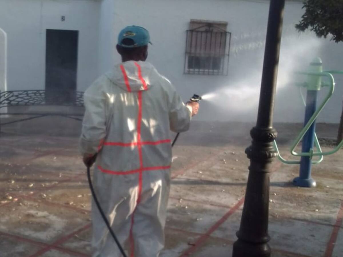 El Torno intensifica la desinfección de sus calles