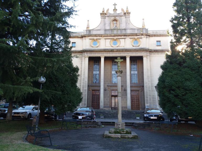 Seminario de Oviedo donde el arzobispo Jesus Sanz Montes ha oficiado la misa conmemorativa de la festividad de Santo Tomás de Aquino.