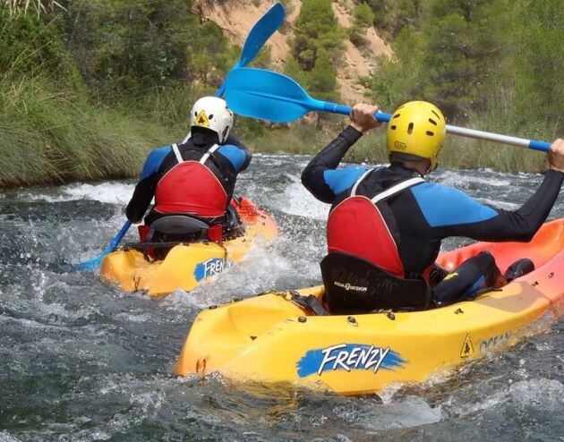 Kayaks en el Río Cabriel